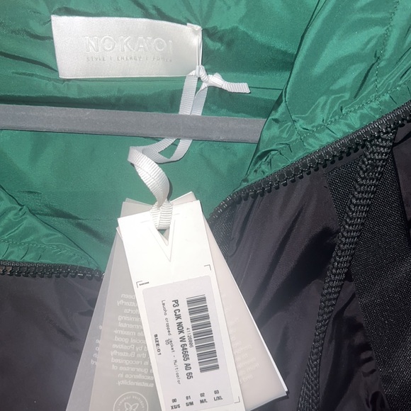 NO KA’OI LAUOHO LAYERED CROP JACKET - small - Picture 6 of 9